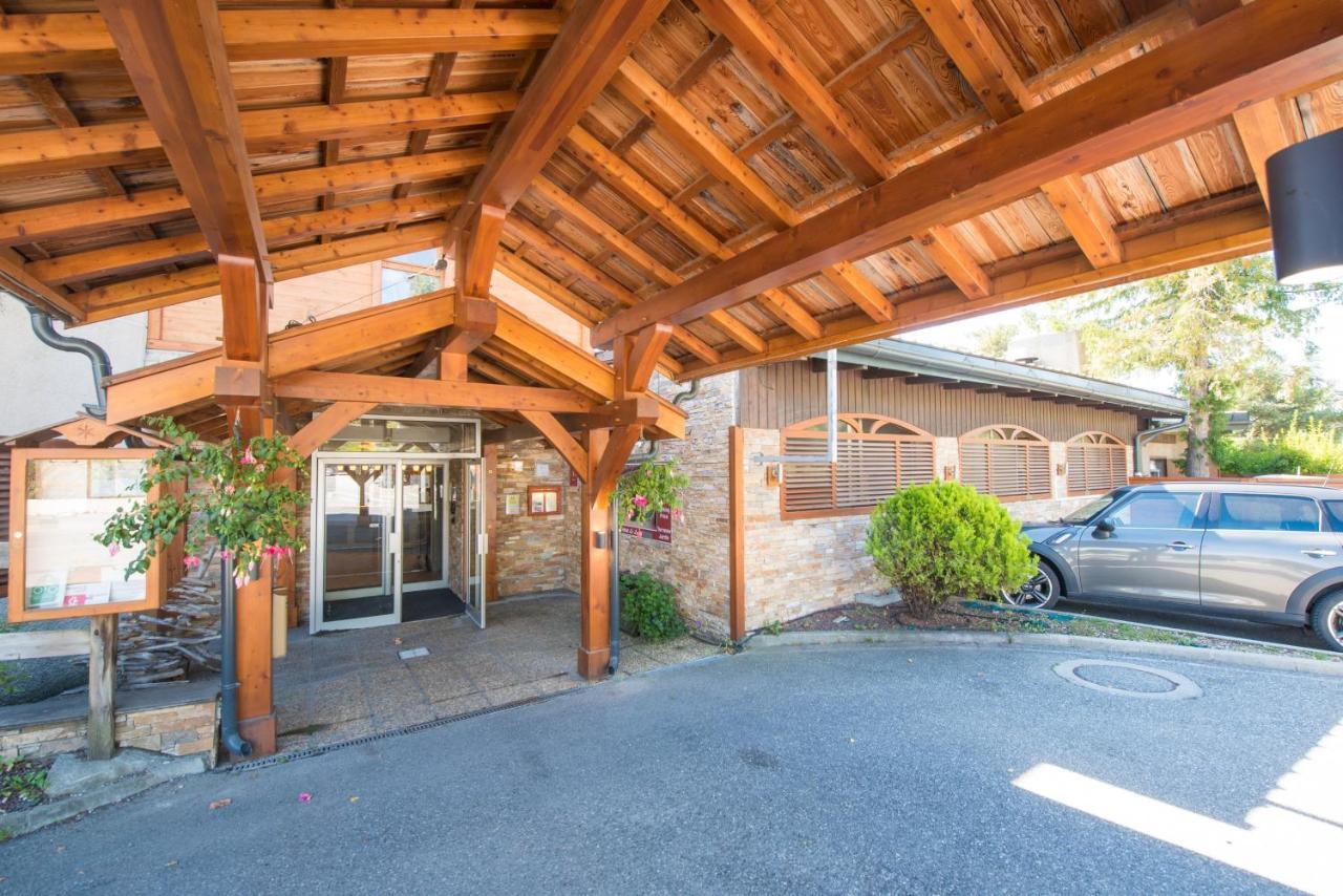 Logis Hotel Le Lac Эмбрён Экстерьер фото