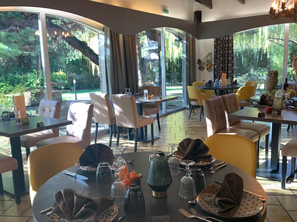 Logis Hotel Le Lac Эмбрён Экстерьер фото